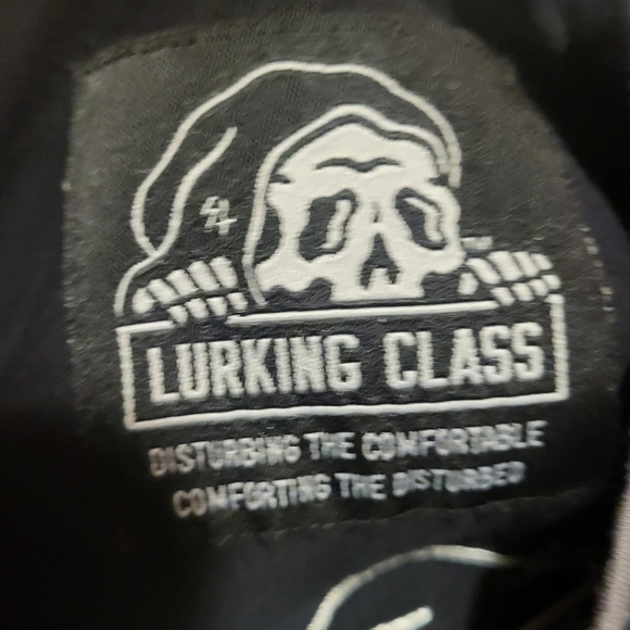 Lurking Class Sketchy Zumiez Skull Reaper Black Baseball Button Shirt Sz Large - Picture 3 of 7